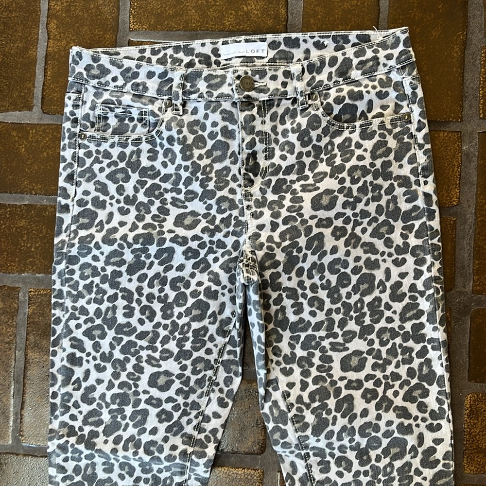 LOFT Gray Leopard Print High Rise Modern Skinny Jean - Picture 6 of 15